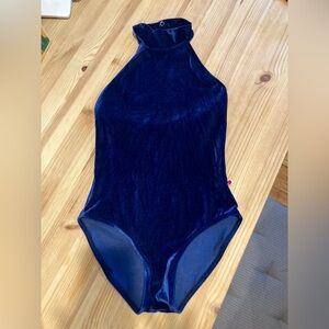 Yumiko Sarah leotard